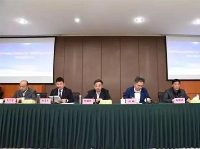 南通召开高端纺织行业三季度经济运行分析会，围绕企业技术需求和南通高端纺织展会需求开展问卷调查